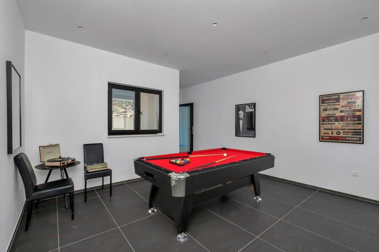 Holiday Home E Bast Ngoại thất bức ảnh