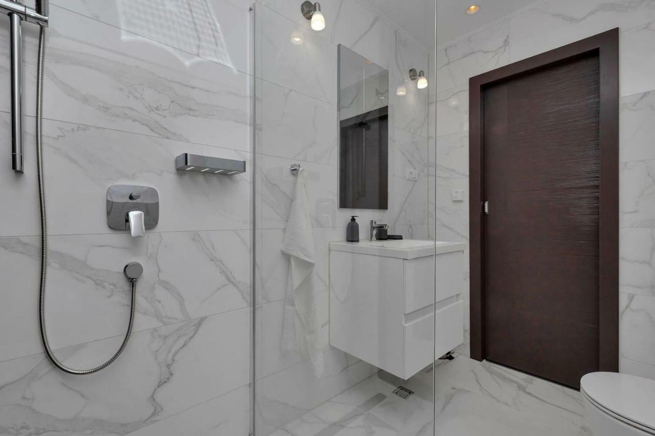 Holiday Home E Bast Ngoại thất bức ảnh